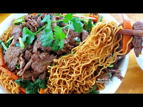 Mì xào bò