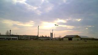 preview picture of video 'pirmasis stevitos zemasparnio skrydis'