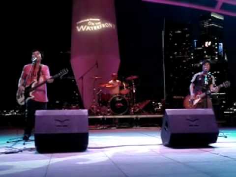 The Bernadettes - The One that Got Away (Birthday Song)