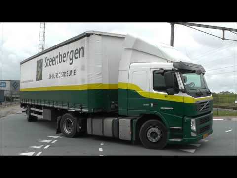 trucks and 2 trains at railroad crossing Hoek van Holland, NL,  20 SEP 2013, part 10 of 10.