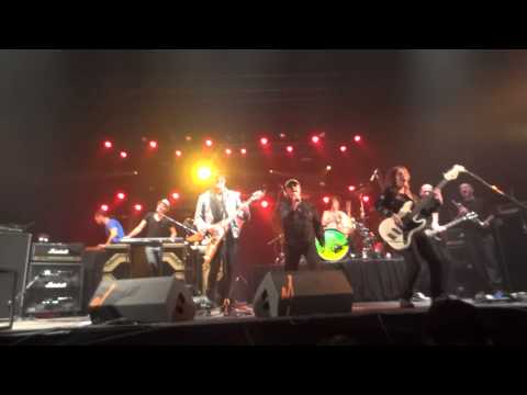 Magia Veneno - Catupecu Machu junto a Las Pelotas en vivo en CC 2013 - Tucuman (By Arturo)