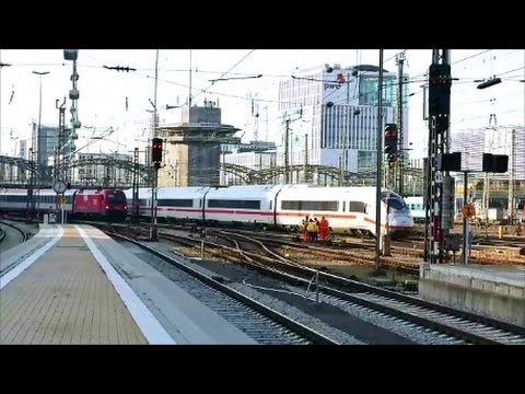 Paralleleinfahrt ICE Velaro und ÖBB Eurocity in den Münchner Hbf