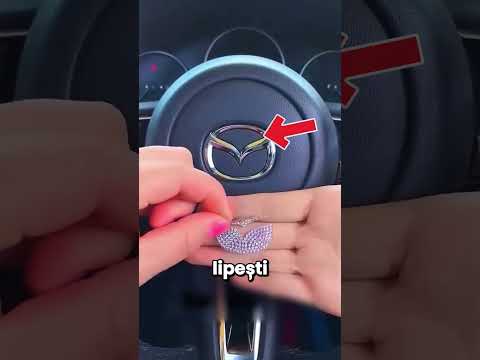 Nu lipi niciodată decorațiuni pe volanul mașinii! 🚗💀