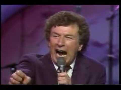 Gaither Trio 1989 - Because He Lives