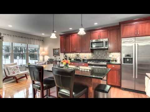 14 Endicott Place, Canton MA - Renee Roberts - Tel 781-727-3054