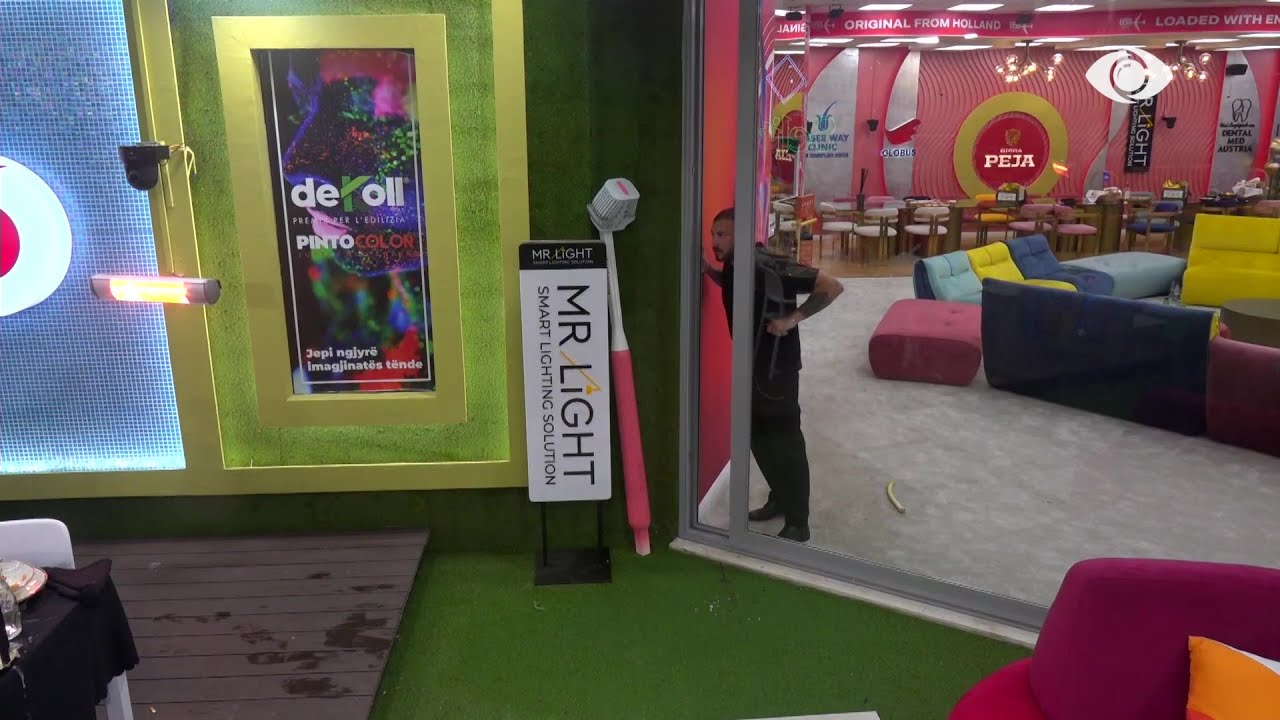 “O zemra natën…”/ Romeo u mbyll derën, lë banorët jashtë