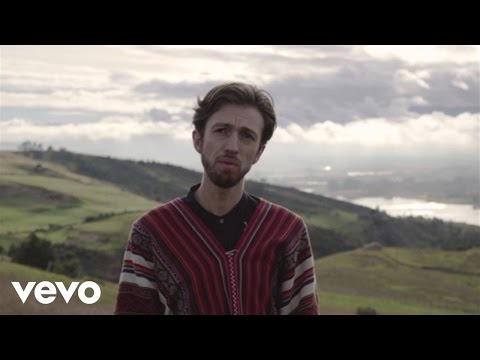 Esteman, Natalia Lafourcade - Caótica Belleza