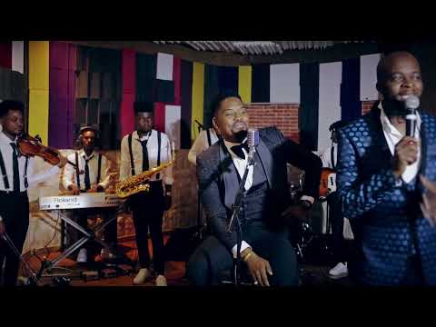 VERBO (Neto do Velho Domingos) ft Jay Lourenzo & @ Banda - Cinderela (DVD A Receita Vol. 1)