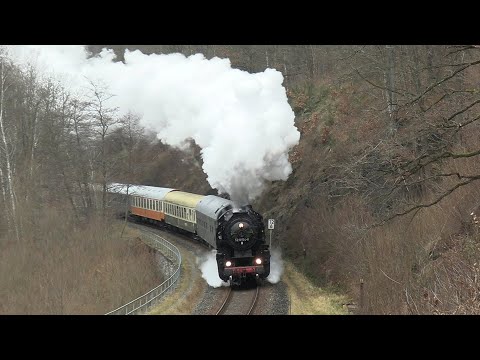 Mit Volldampf zur Bergparade | Winterdampf im Erzgebirge (4K)