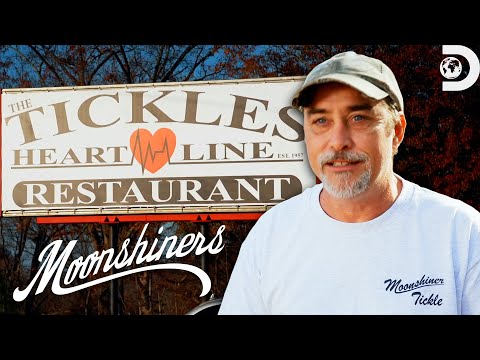 Tickle Opens Up a Restaurant | Moonshiners | Discovery