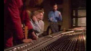 Videoklip: Queen - Headlong s textom piesne Videoklip Queen - Headlong s textom piesne