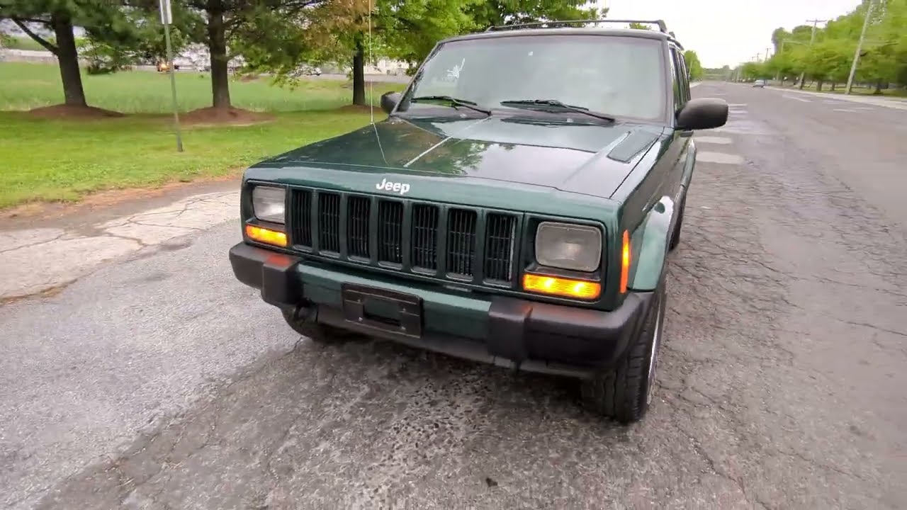 2001 Jeep Cherokee Sport 4x4 4.0L XJ walk-around and test ...