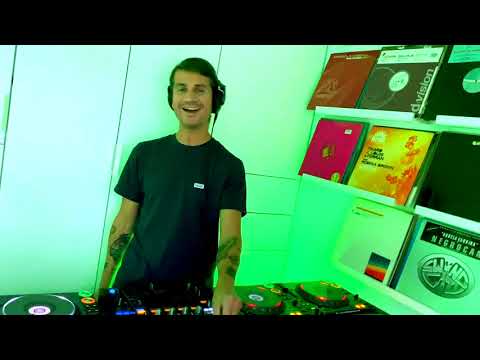 Ricardo del Toro - This is Prodigy (Live Mashup)