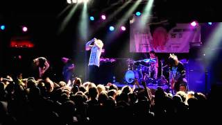 Bring Me The Horizon - Crucify Me (LIVE HD)