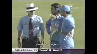preview picture of video 'Sourav Ganguly saying, Tu time note karle to Mohd.Yousuf'