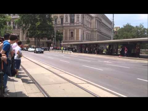 Vintage and Sports Cars Parade Ringstraße 30 05 2015