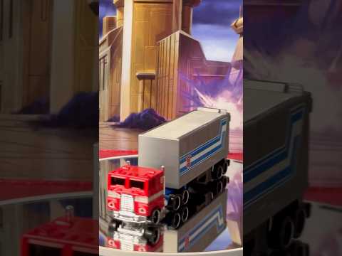 Transformers Hot Wheels Track Fleet Optimus Prime appreciation short.