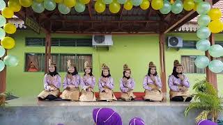 Download lagu Penampilan Tari saman dari siswi kelas V mp3