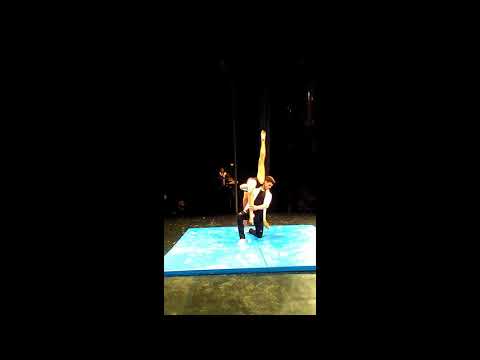 Die Sportakrobaten des TSV Friedberg beim BLSV-Festabend