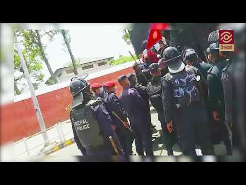 भारतले नेपाली भूमि अतिक्रमण गरी सडक बनाएपछि काठमाडौैंमा विद्यार्थीहरूको प्रदर्शन