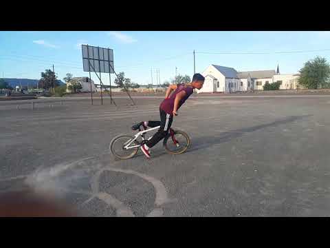 Beaufort West bmx bike spinning