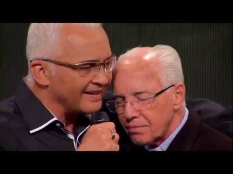 Ou Santos Ou Nada video