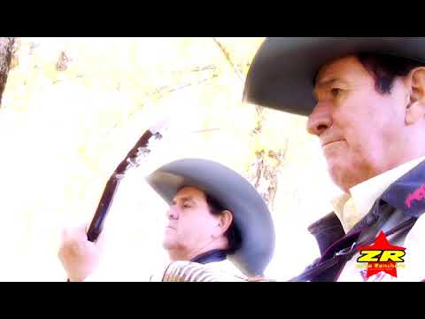 Los Manantiales - Arretírate A Los Campos (Oficial Video)