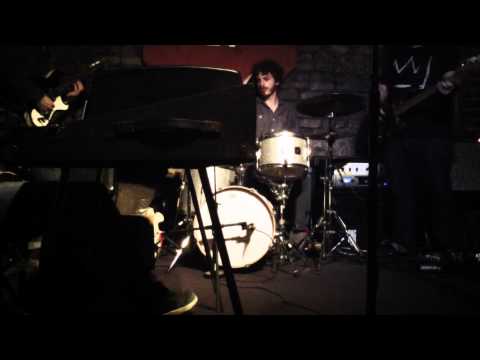 House Band Improv #1 @Elliott St Jam 2014-04-22