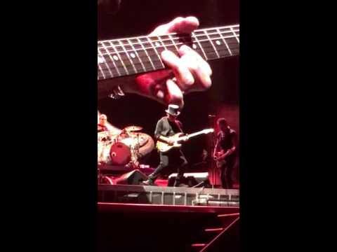 Bruce Springsteen, Ullevi, Because the night (Solo Nils Lofgren)