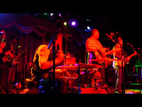 He Bite Me (The Dragon) George Porter Jr. w Soulive