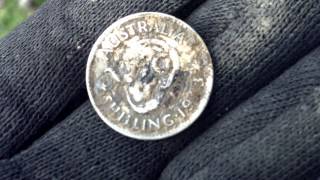 Silver quarter and ring signal w/ live digs + more! - Metal Detecting with Minelab E-trac #30