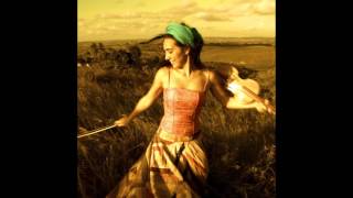 Me Leva -  Renata Rosa. Tema da novela Velho Chico