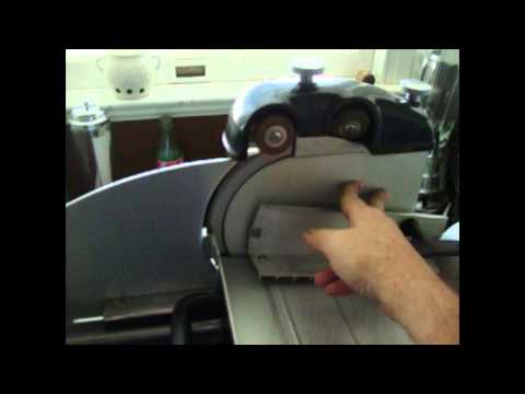 Circa 1940 American Slicing Machine Deli Meat Slicer