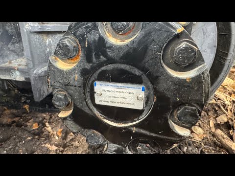 AGT Chinese mini-excavator BMER 350 Track drive motor Failure & replacement | MX12RX & MX15RX