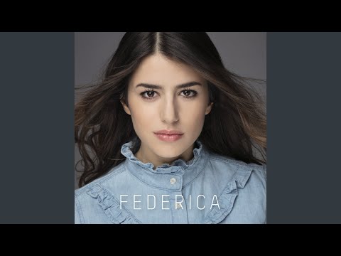 Video per il significato della canzone Lo sbaglio migliore di Federica Carta