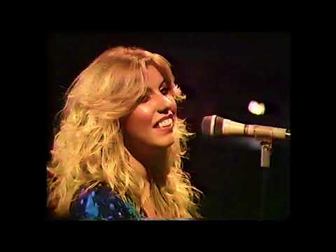 Judie Tzuke - For You- Live at  Glastonbury