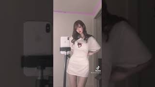 TikTok 巨乳腰振り
