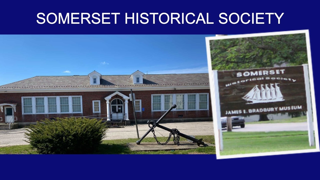 Historical Society Presents the Bicentennial Quilt