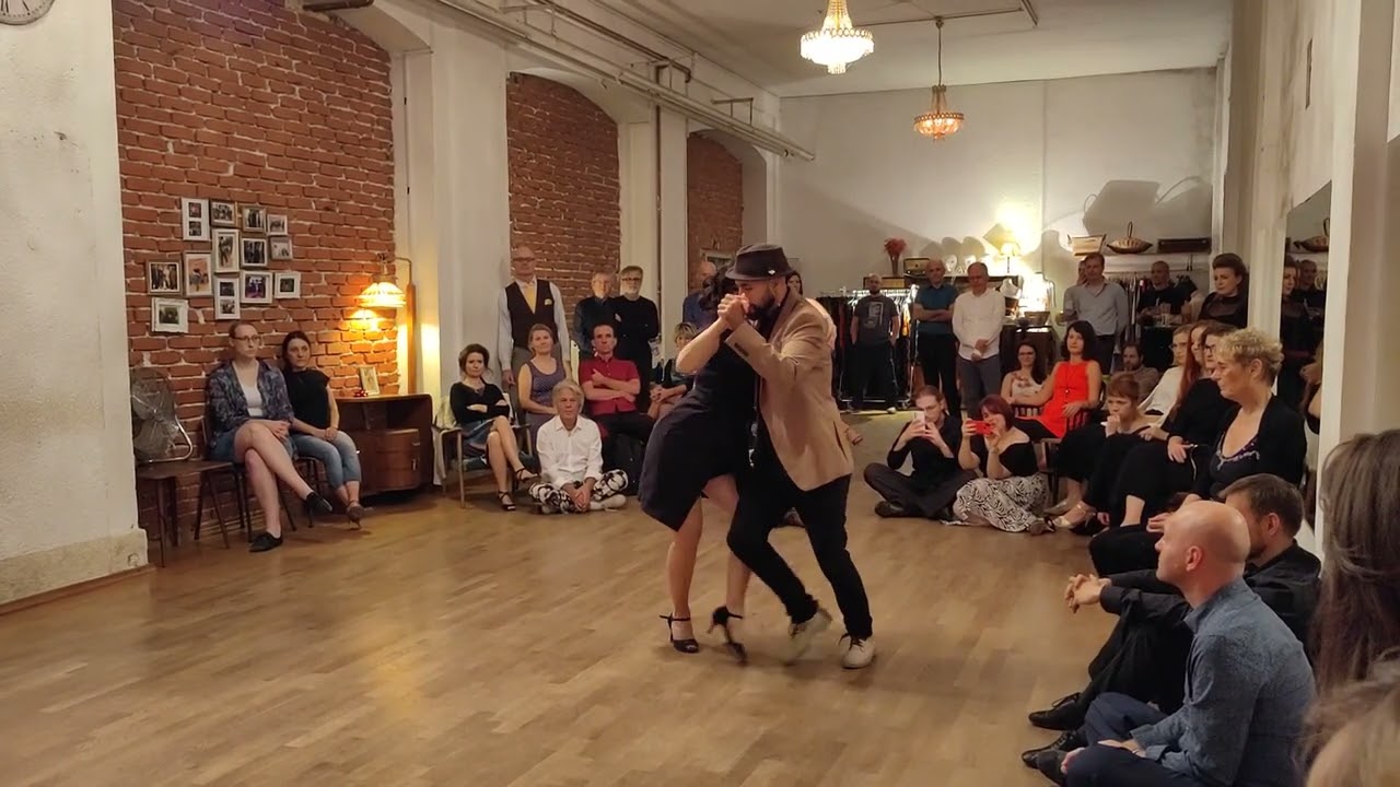 Milonga Linda, performance of Gerónimo Dorkas & Romina Balletti, 2.12.2023, DJ Uroš, pt.2