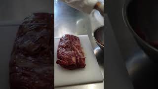 Sgrassiamo un taglio di carne per l’arrosto o brasato
