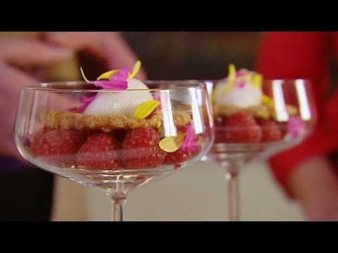 Franska bakverk med kunglig historia - Hela Sverige Bakar (TV4)