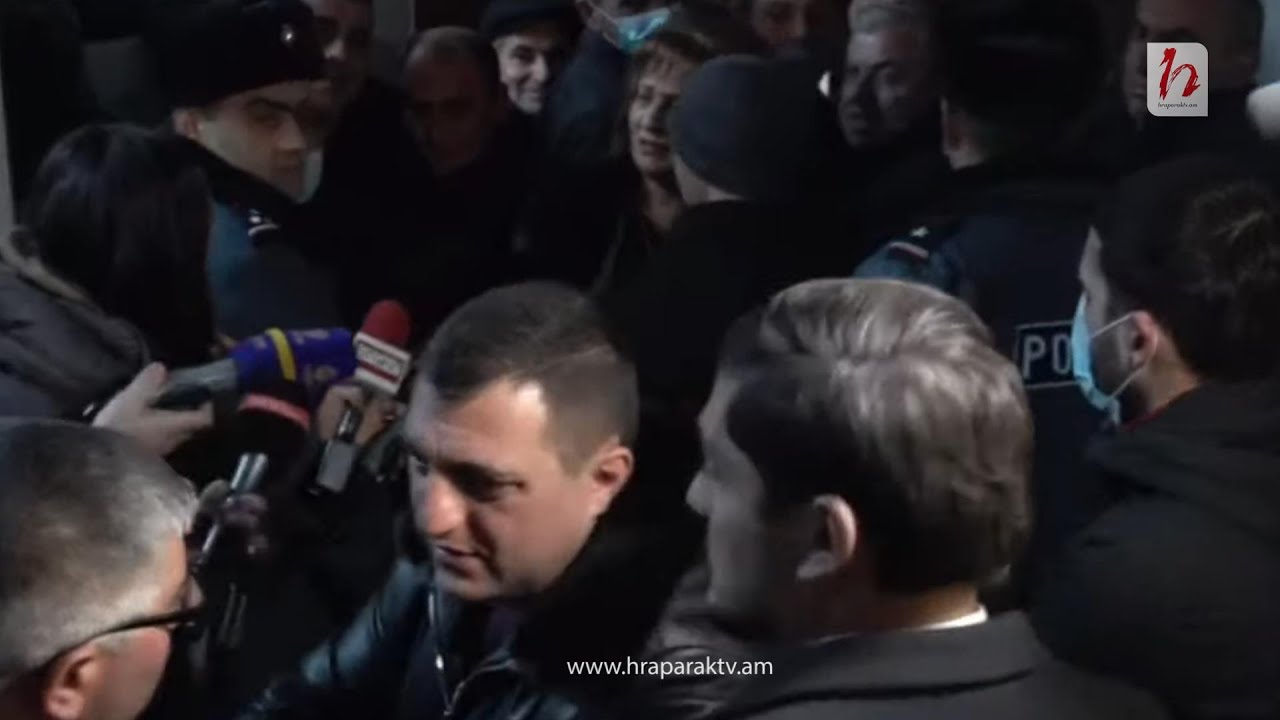 Լարված իրավիճակ Վարդենիսի համայնքապետարանում. ուղիղ