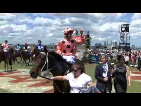 See our review of Emirates Stakes Day