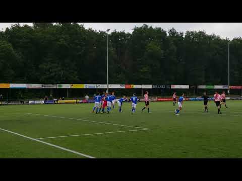 Hein Janmaat stopt penalty tegen Robur et Velocitas