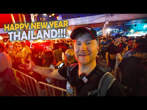 Happy New Year THAILAND!! / BANGKOK Special 2026 / STREET FOOD Hunt at Night!