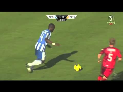 Davidson Eden (Drobo Ampem) in action for Esbjerg fb