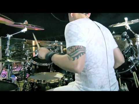 Tony Escapa Drum Cam MAS Tour 2011 Lola