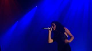 BANKS - Beggin For Thread LIVE HD (2014) The Wiltern Los Angeles