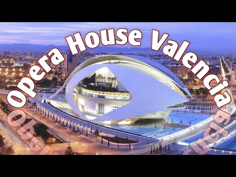 image-Does Valencia have an opera house?