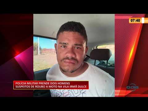 PoliÌcia Militar prende dois homens suspeitos de roubo a moto na Vila IrmaÌƒ Dulce 22 07